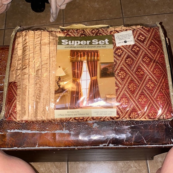 Royalton Other - Royalton 5 piece Drapery and Valance set